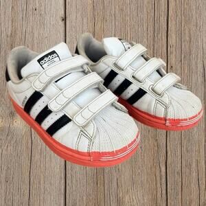 ⭐️ ADIDAS SUPERSTAR ⭐️ // WHITE + BLACK // VELCRO // SIZE 13